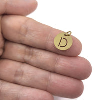 Breloque initiale ronde or en acier inoxydable