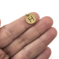 Breloque initiale ronde or en acier inoxydable