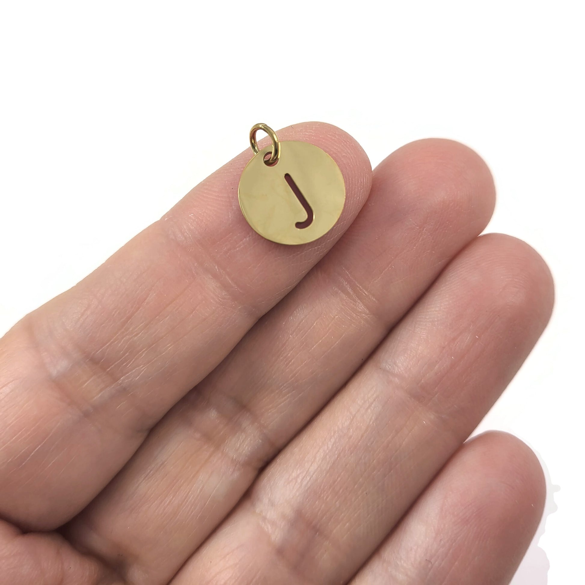 Breloque initiale ronde or en acier inoxydable