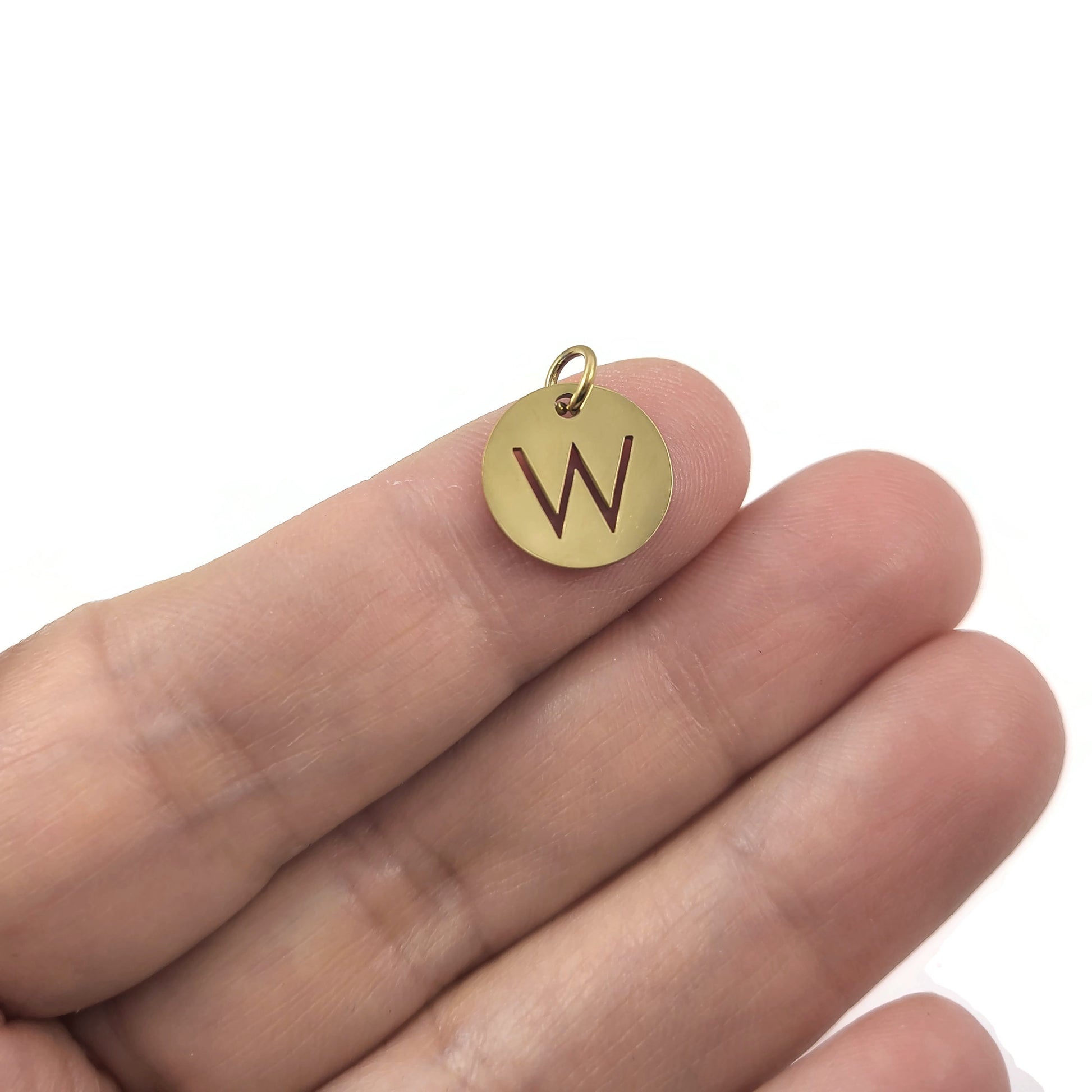 Breloque initiale ronde or en acier inoxydable