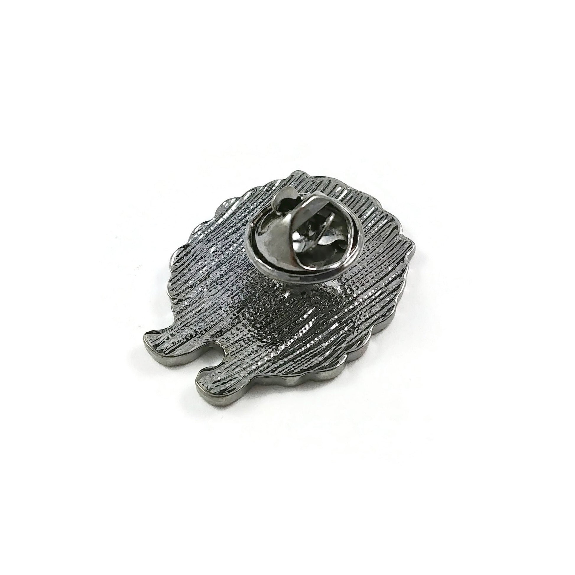 Knitting sheep enamel pin, Knit lover brooch, Cute gift for knitter