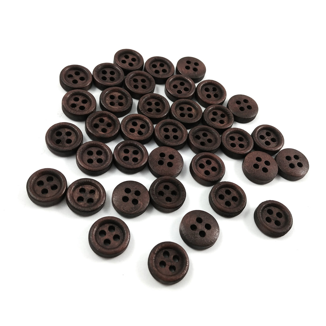 Mini Bouton de bois à 4 trous en bois naturel marron foncé de 11mm - ensemble de 36