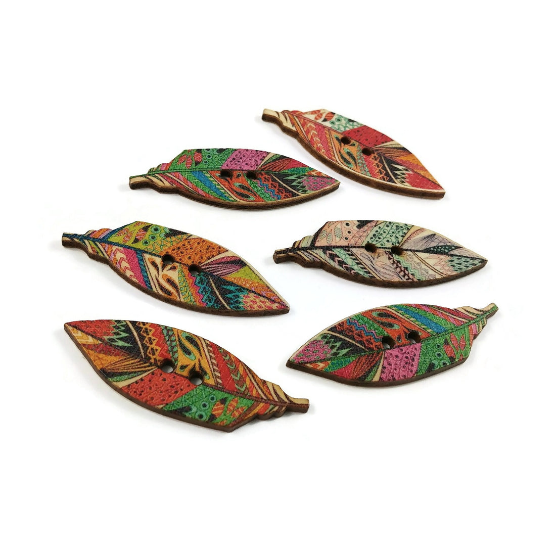 6 Boutons plumes indiennes couleurs variées - lot de boutons en bois 40mm