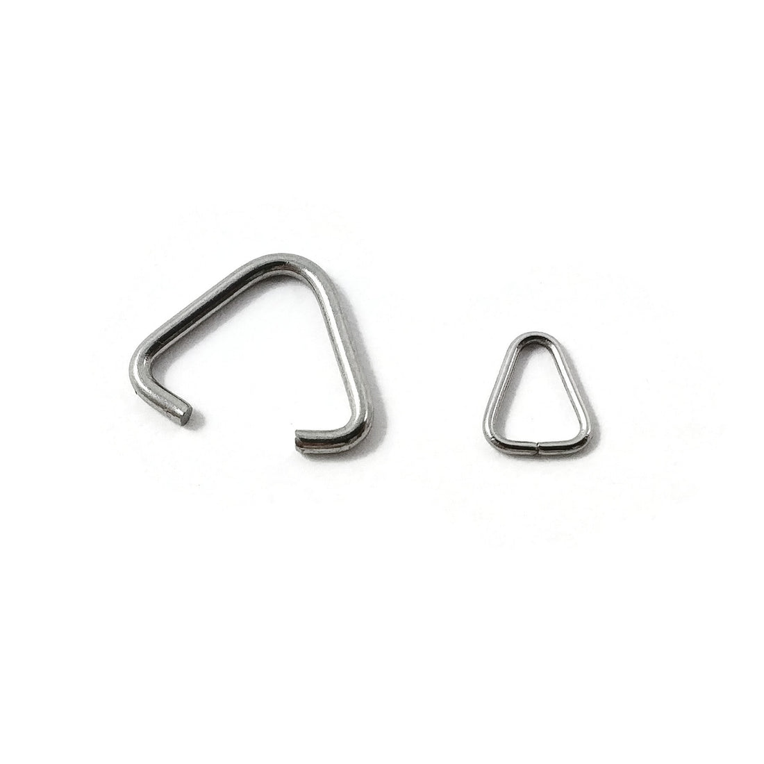 Stainless steel triangle jump rings - Silver pinch bails