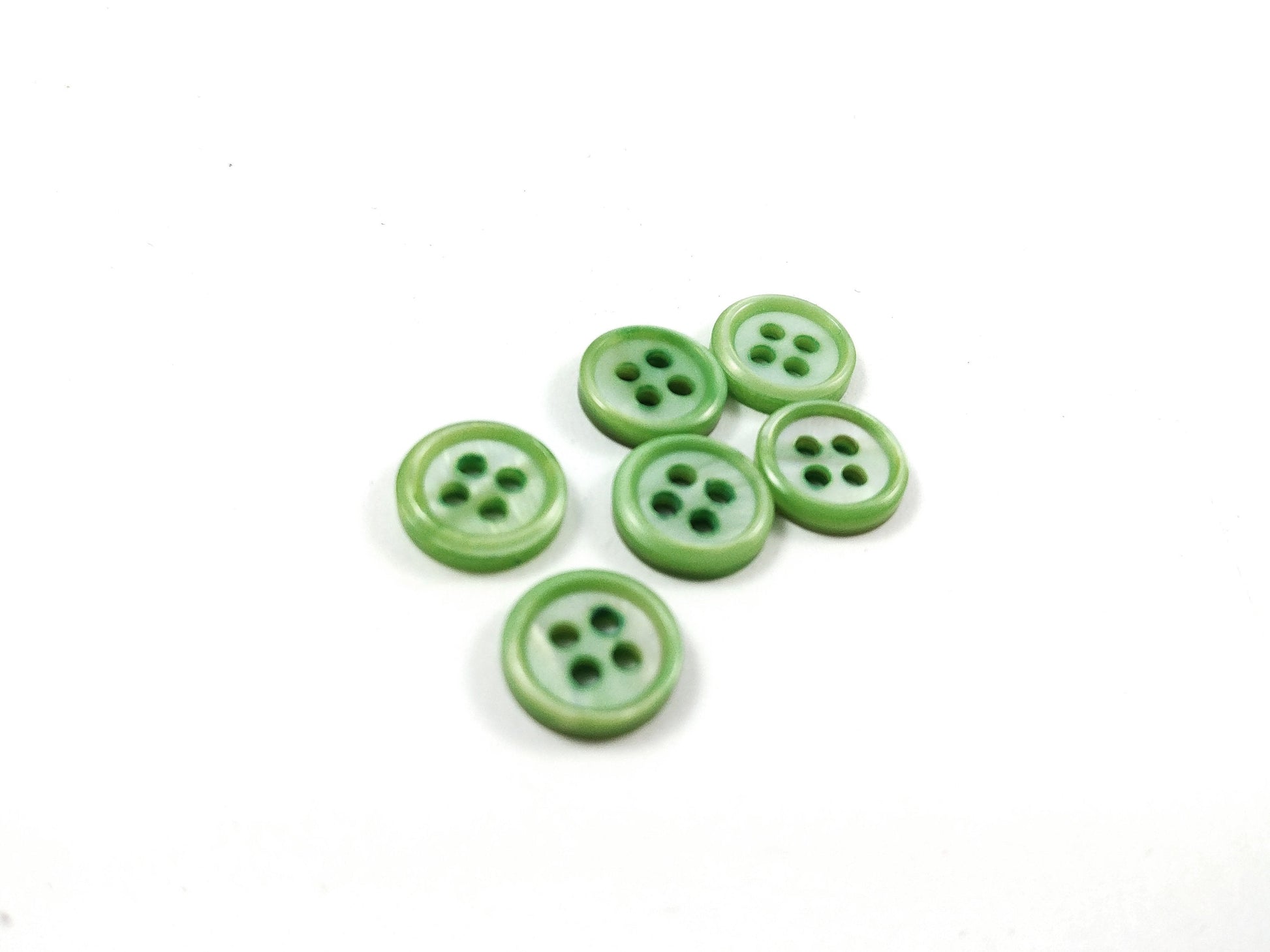 Bouton en nacre véritable 10mm - ensemble de 6 boutons - Bleu, vert, rose, jaune, orange ou blanc