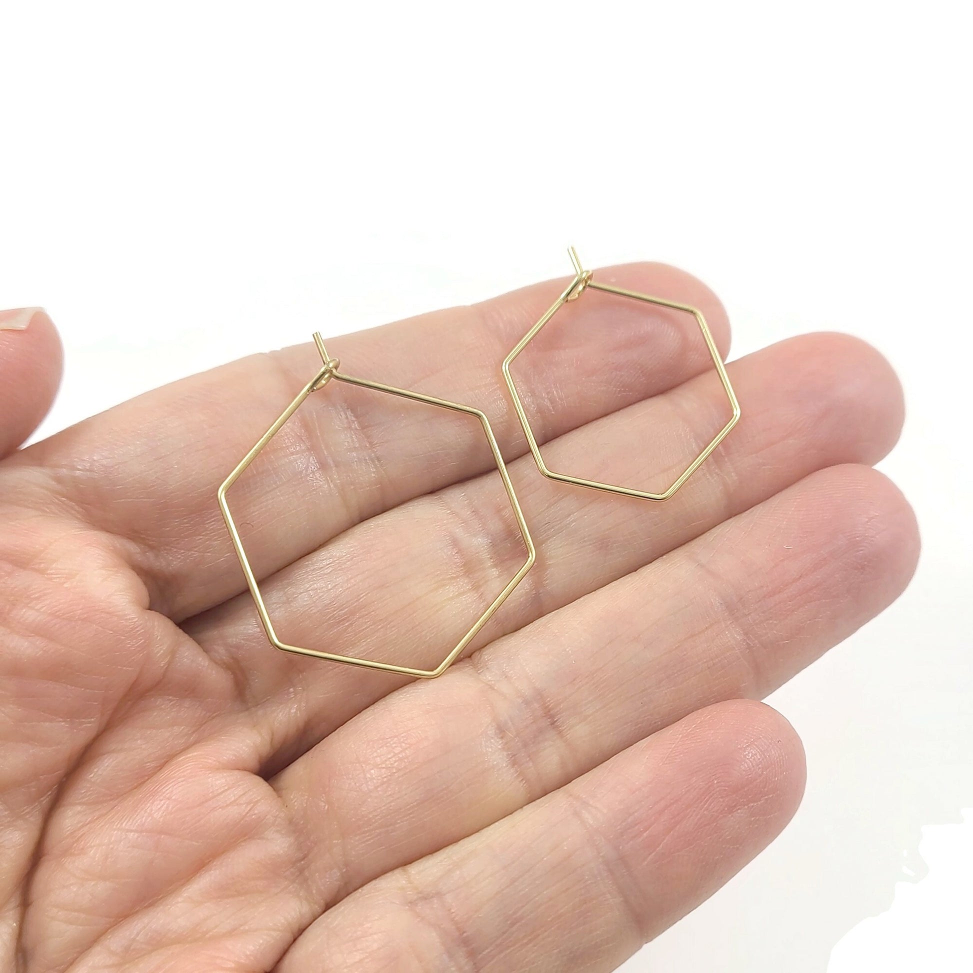 Gold stainless steel hexagon hoops 10pcs (5 pairs) - 2 size available