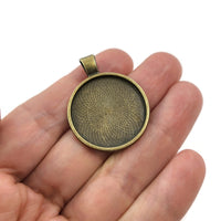 1 Pendant cabochon setting, flat round 25mm tray