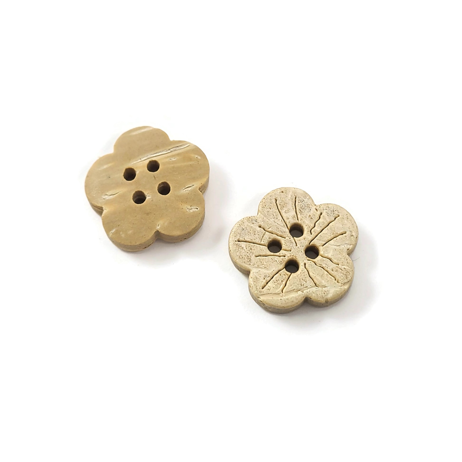 6 Boutons en bois de coco blanc en forme de fleur