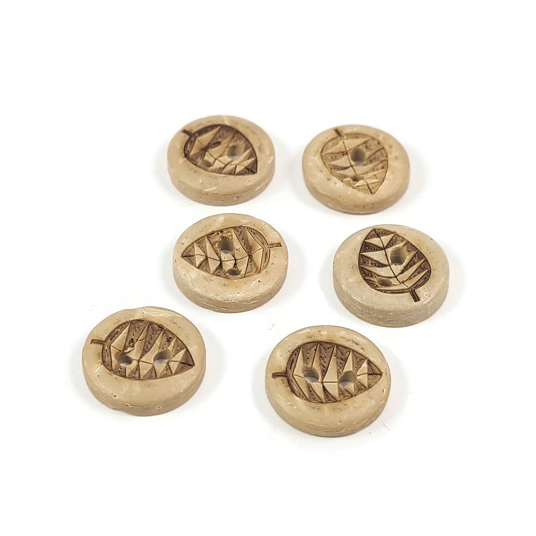 6 Boutons en bois de coco 12mm - Feuille