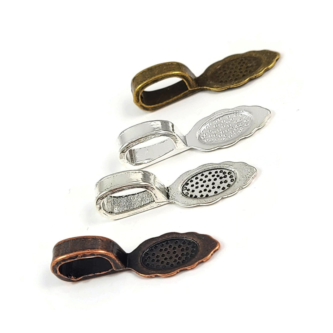 10 glue-on bails, Leaf flat pad