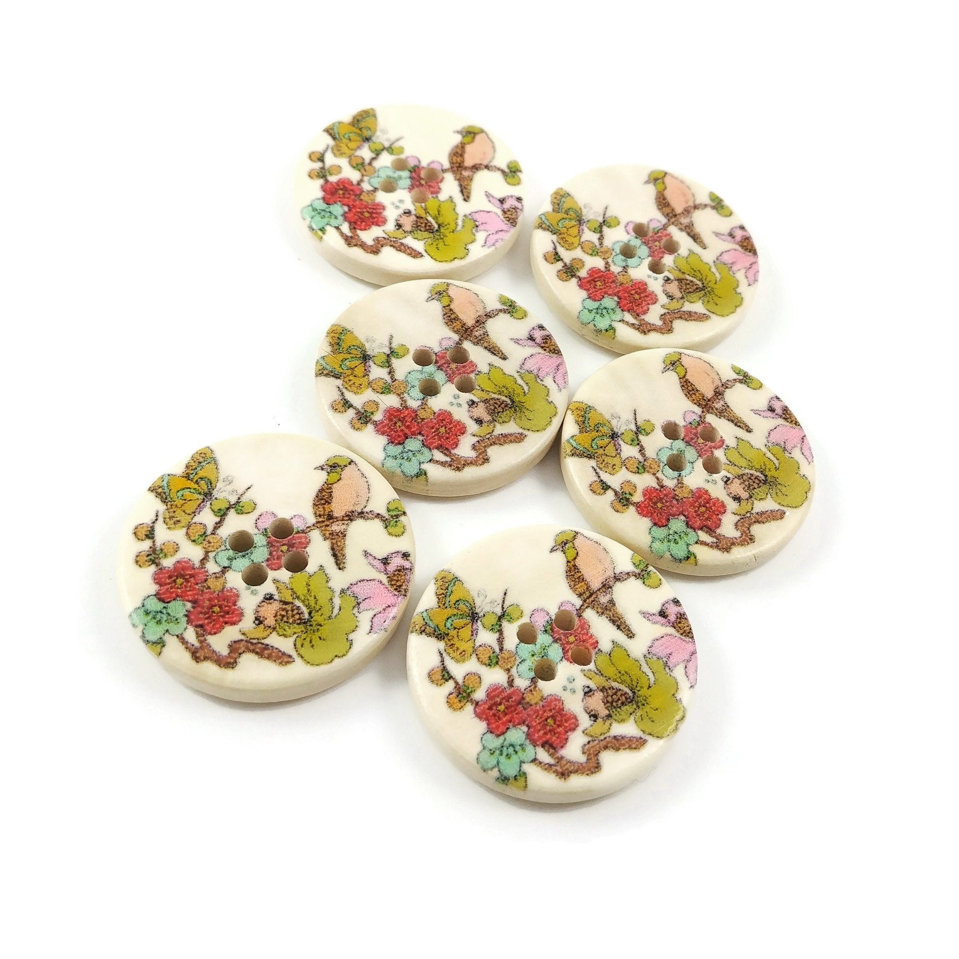 Bouton de bois avec oiseau et feuillages - ensemble de 6 boutons de 3cm
