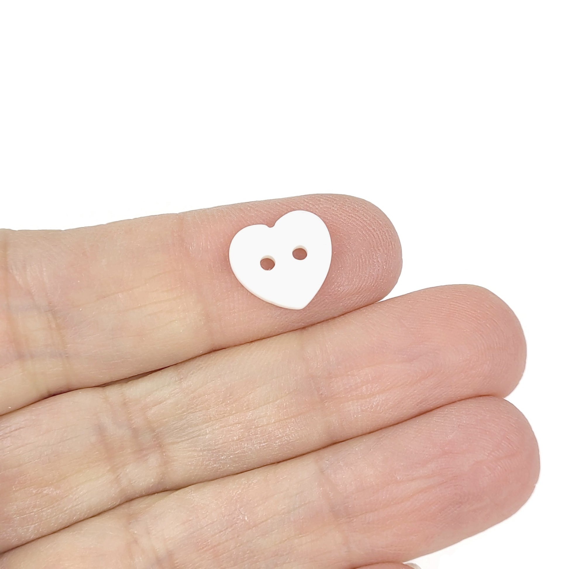 6 Bouton coeur en nacre naturel 11mm