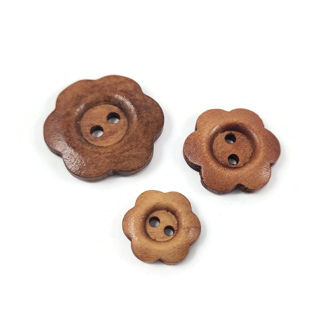 6 Flower shape wooden buttons, 15mm, 20mm, 25mm, Natural sewing and crafting supplies