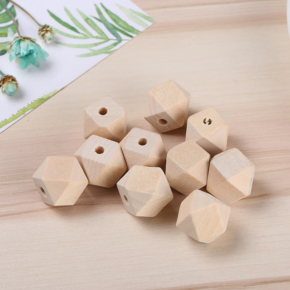 10 Perles hexagones en bois naturel 10, 12 ou 14mm