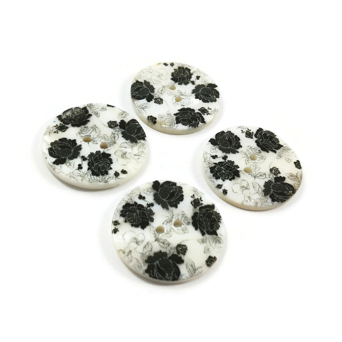 Flower buttons - Mother of Pearl Shell Buttons 30mm - set of 4 eco friendly natural buttons