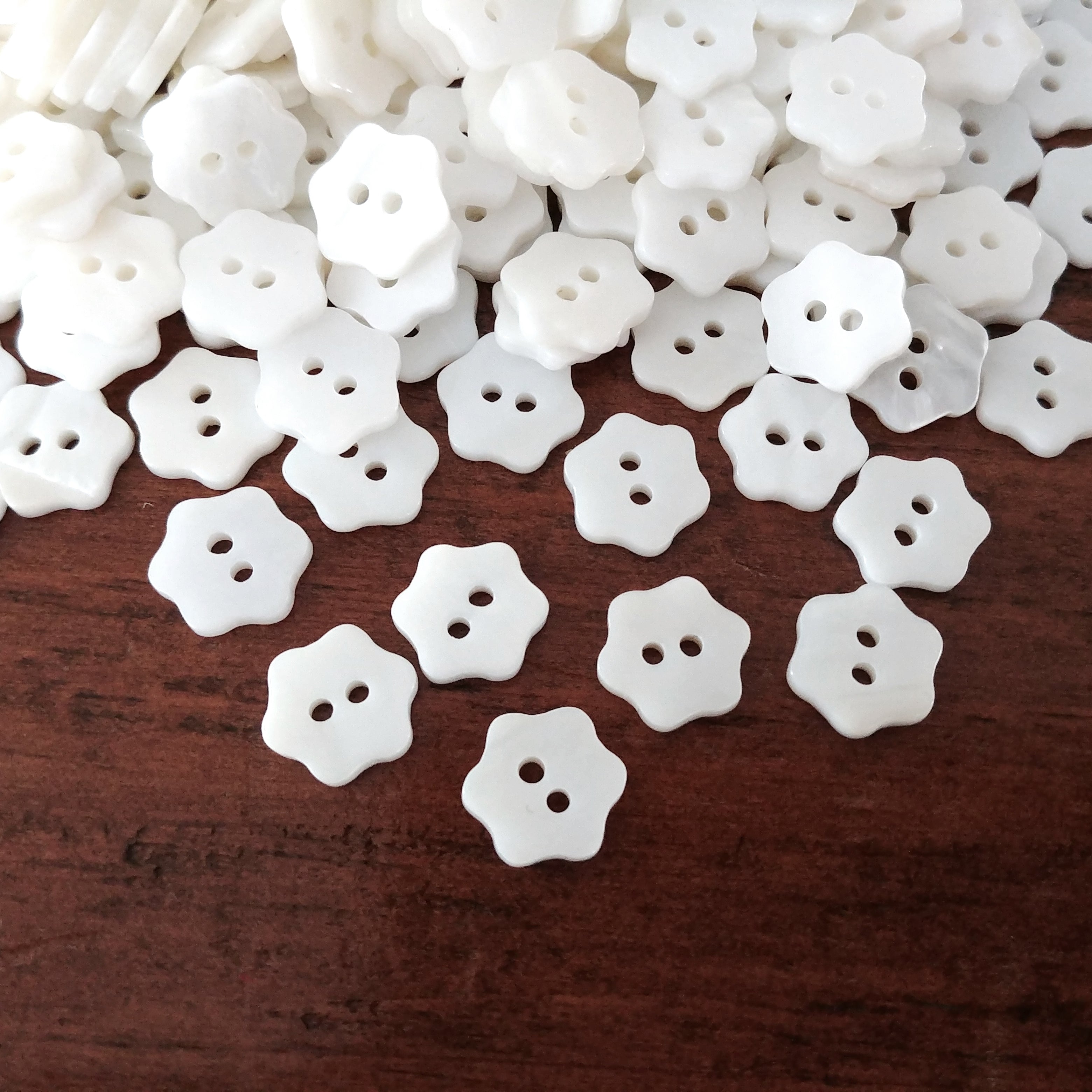 Mother of Pearl Shell Buttons 11 or 13mm - set of 6 white flower butto