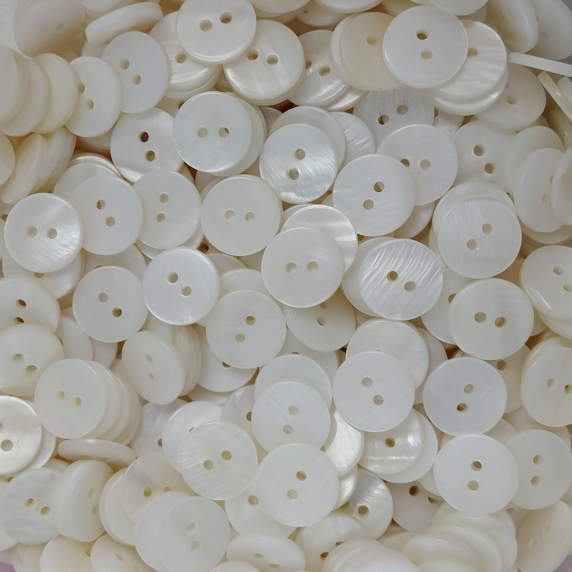 Mother of pearl button 15mm - set of 6 eco friendly natural buttons