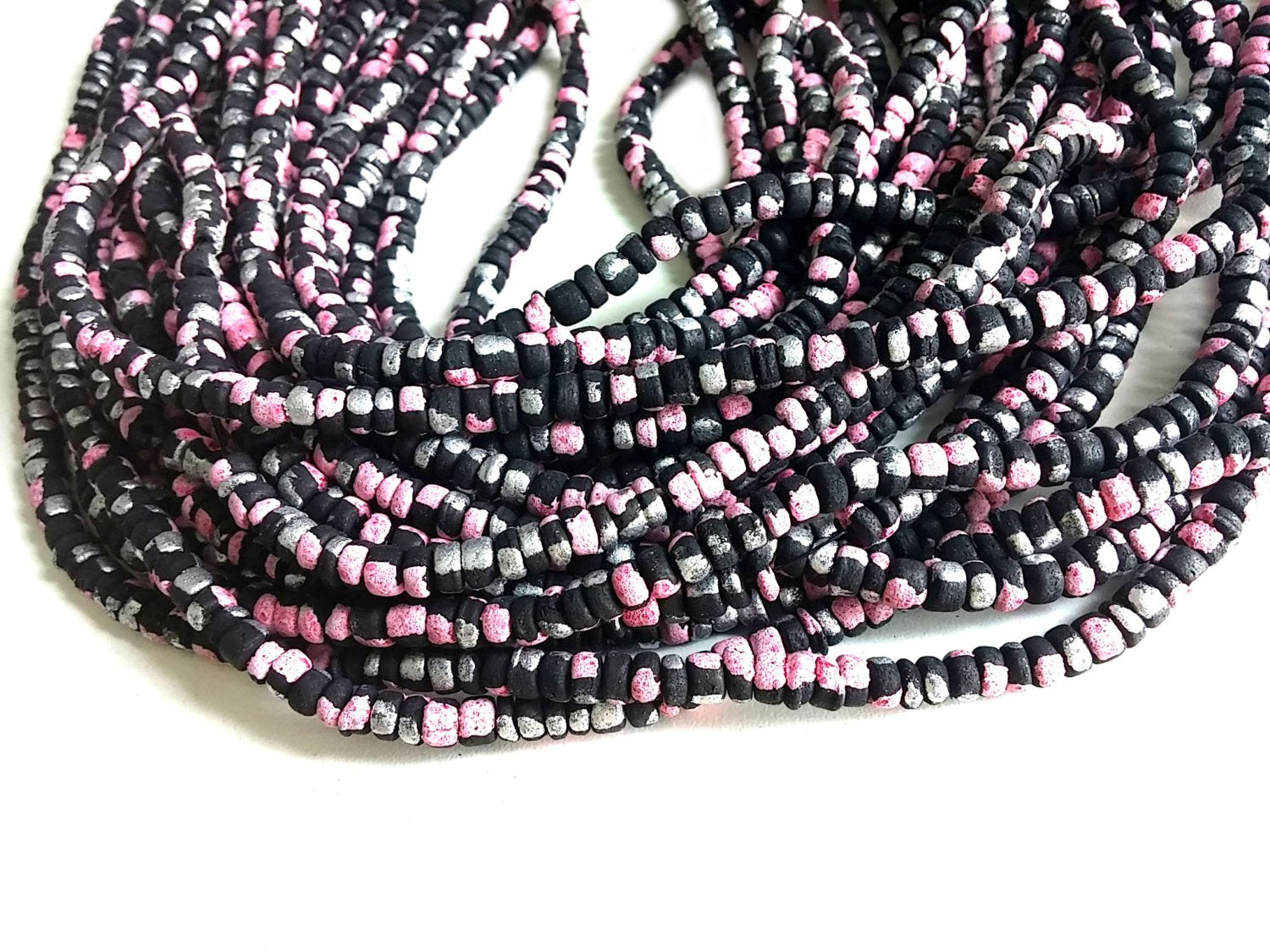 150 coconut beads marblized black, pink and silver splashing 4-5mm