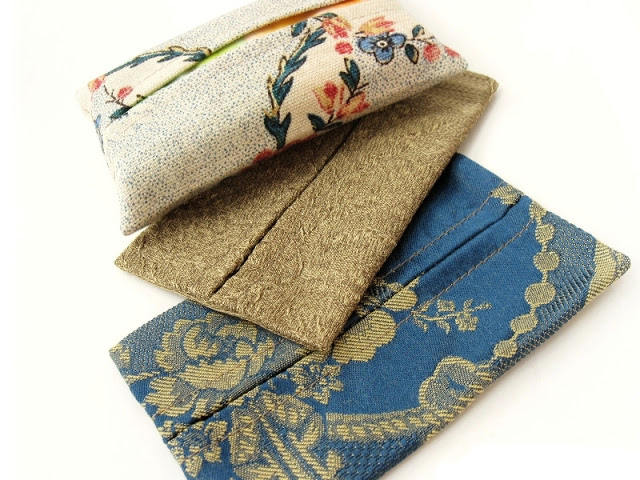 DIY Travel pocket tissue holder tutorial and sewing pattern