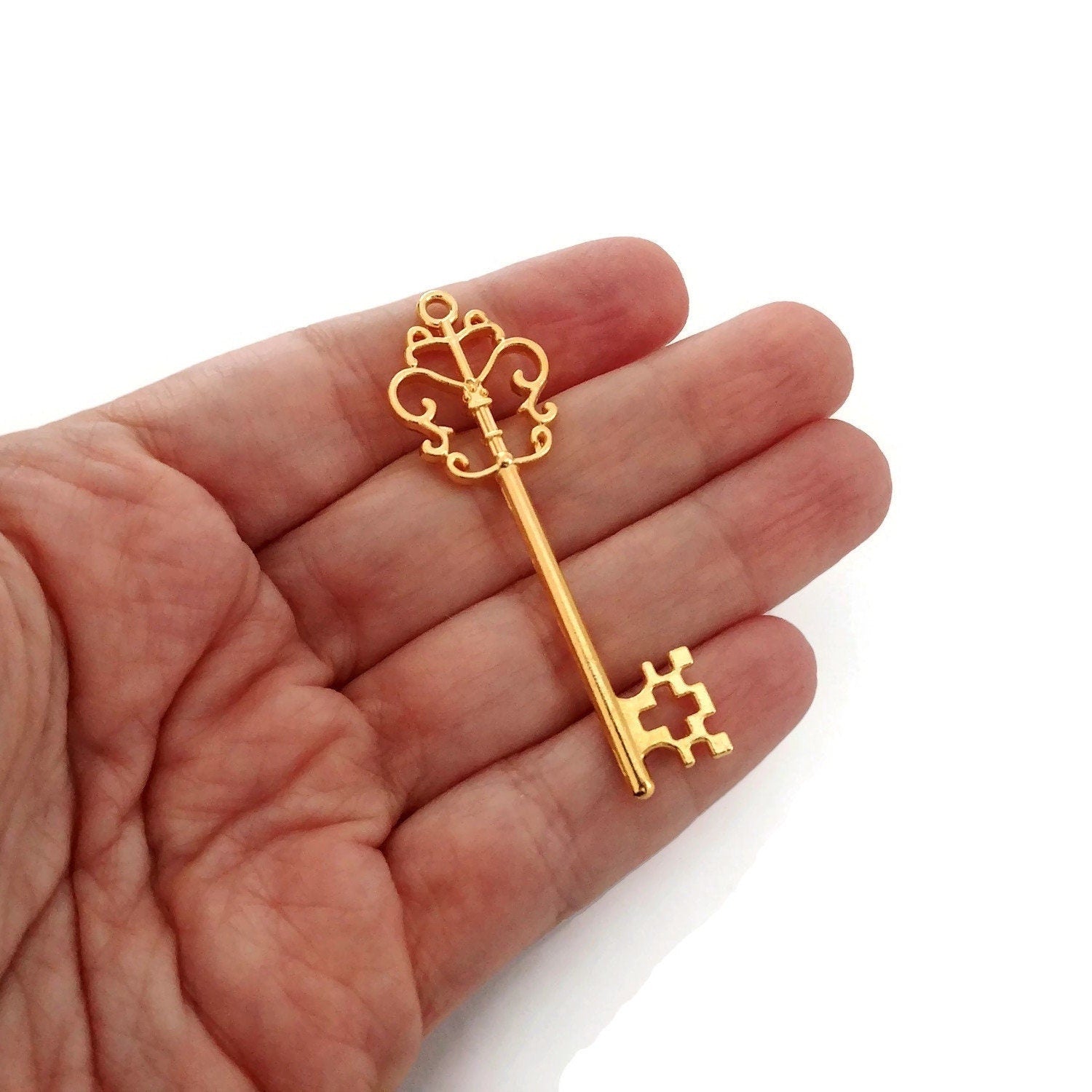 Large skeleton key charm, Hypoallergenic DIY necklace pendant, Victorian steampunk pendant, gold bronze silver plated charms