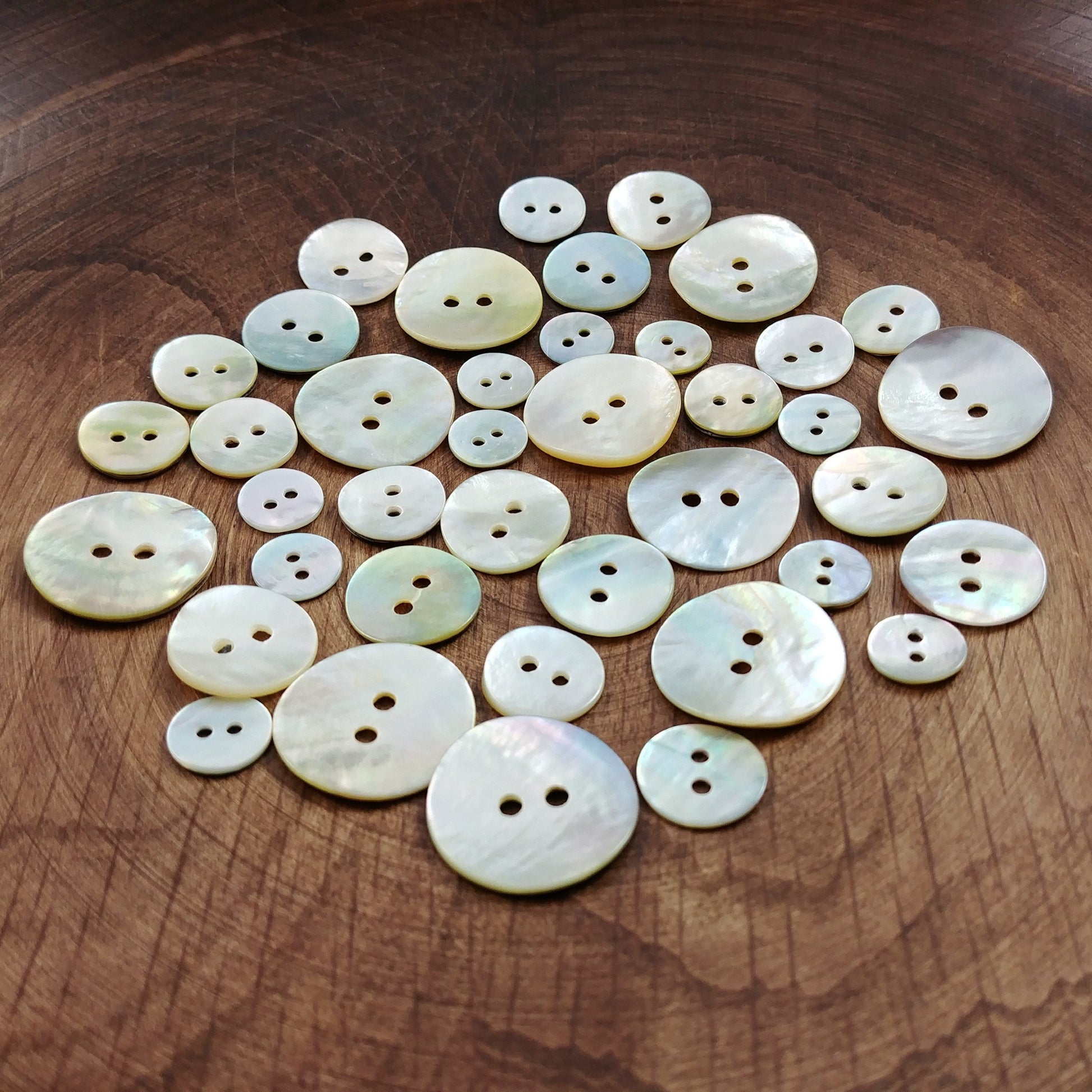 Natural agoya shell buttons, 4 sizes available, Raw pearl sewing buttons
