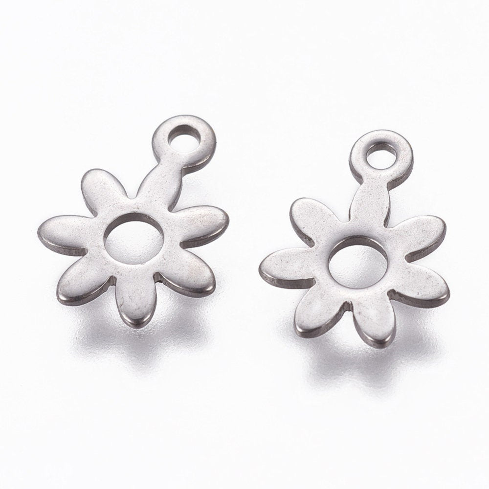 10 silver daisy charms, Small stainless steel charms, Flower pendants for jewelry making