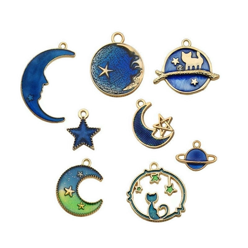 8 pendentifs émail assortis - Breloques sans nickel - Lunes, planètes et chats