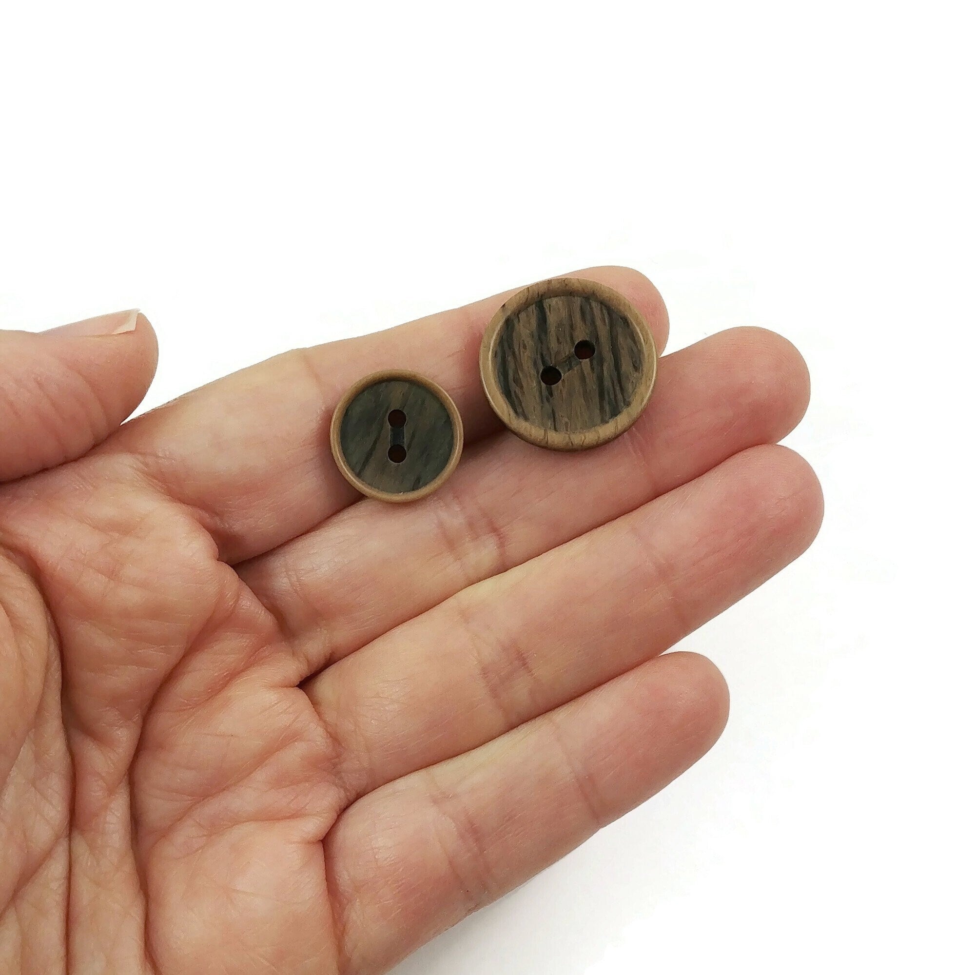 4 brown resin sewing buttons - Pick your size: 15mm or 20mm