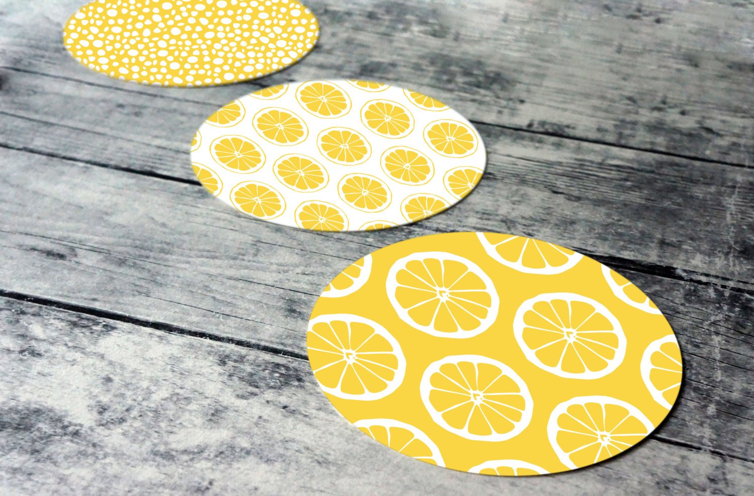Printable round tags or cupcake toppers  - Yellow Citrus and Dots Digital Circle Collage Sheet