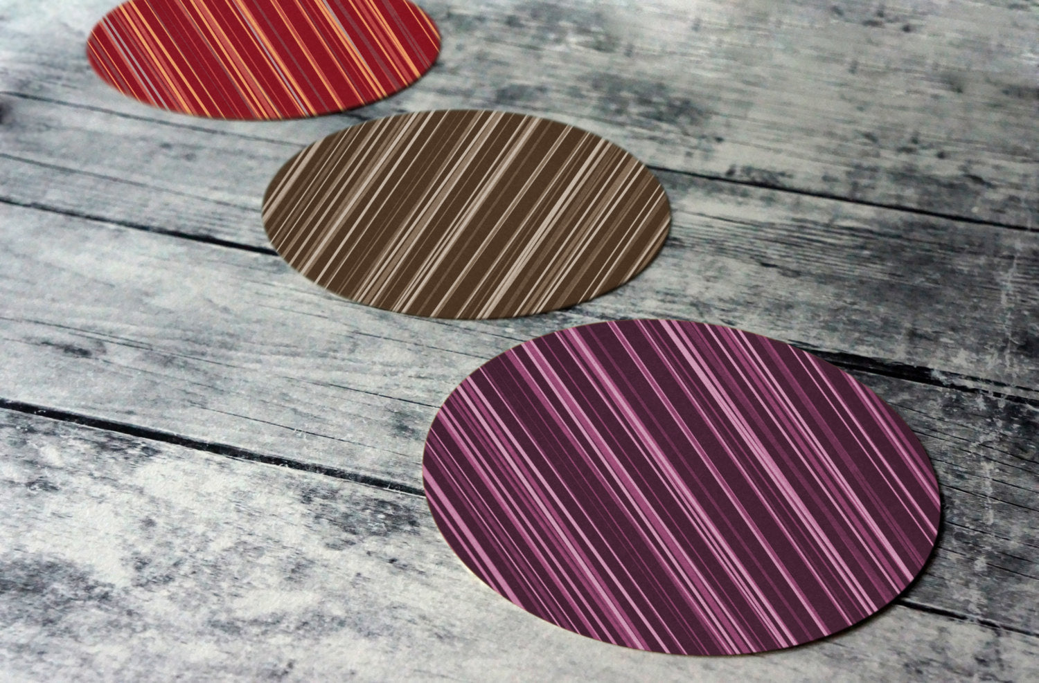 One and half (1 1/2) Inch Round Tags Images - Modern Stripes - Digital Collage Sheet