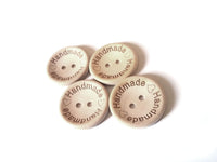 4 boutons de bois naturel 20 ou 30mm avec logo handmade gravé